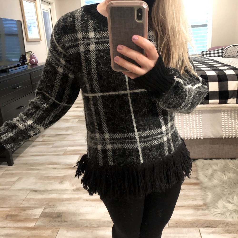 1.State sweater